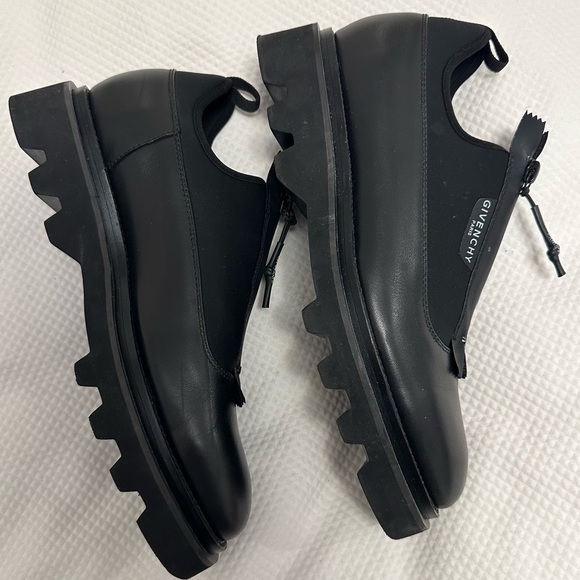 Givenchy Zip Combat Shoe, Black, Size 39 - Picture 5 of 10